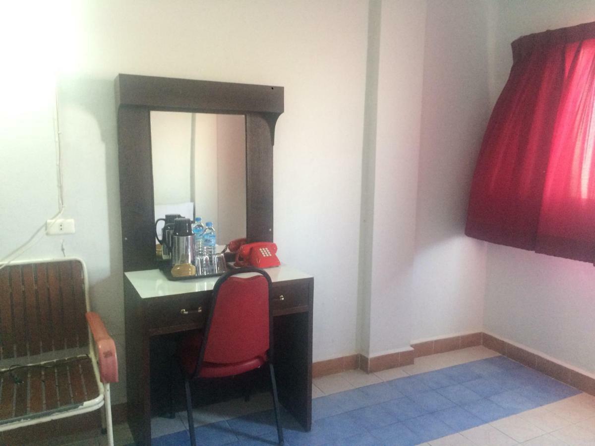 Thairungruang Hotel سوراثاني المظهر الخارجي الصورة