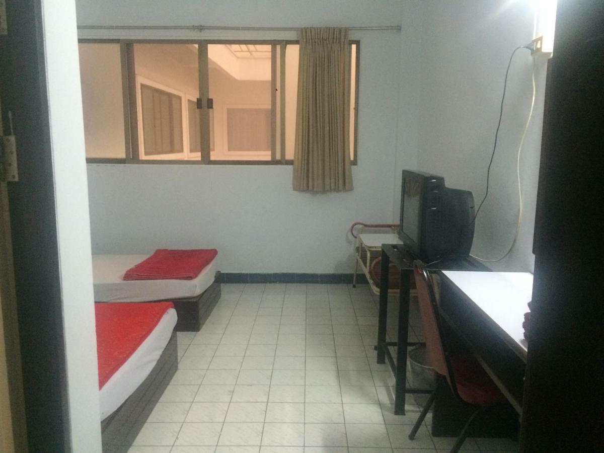 Thairungruang Hotel سوراثاني المظهر الخارجي الصورة