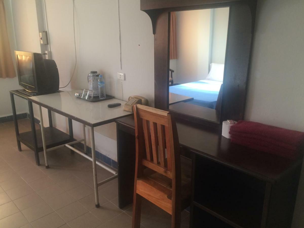 Thairungruang Hotel سوراثاني المظهر الخارجي الصورة