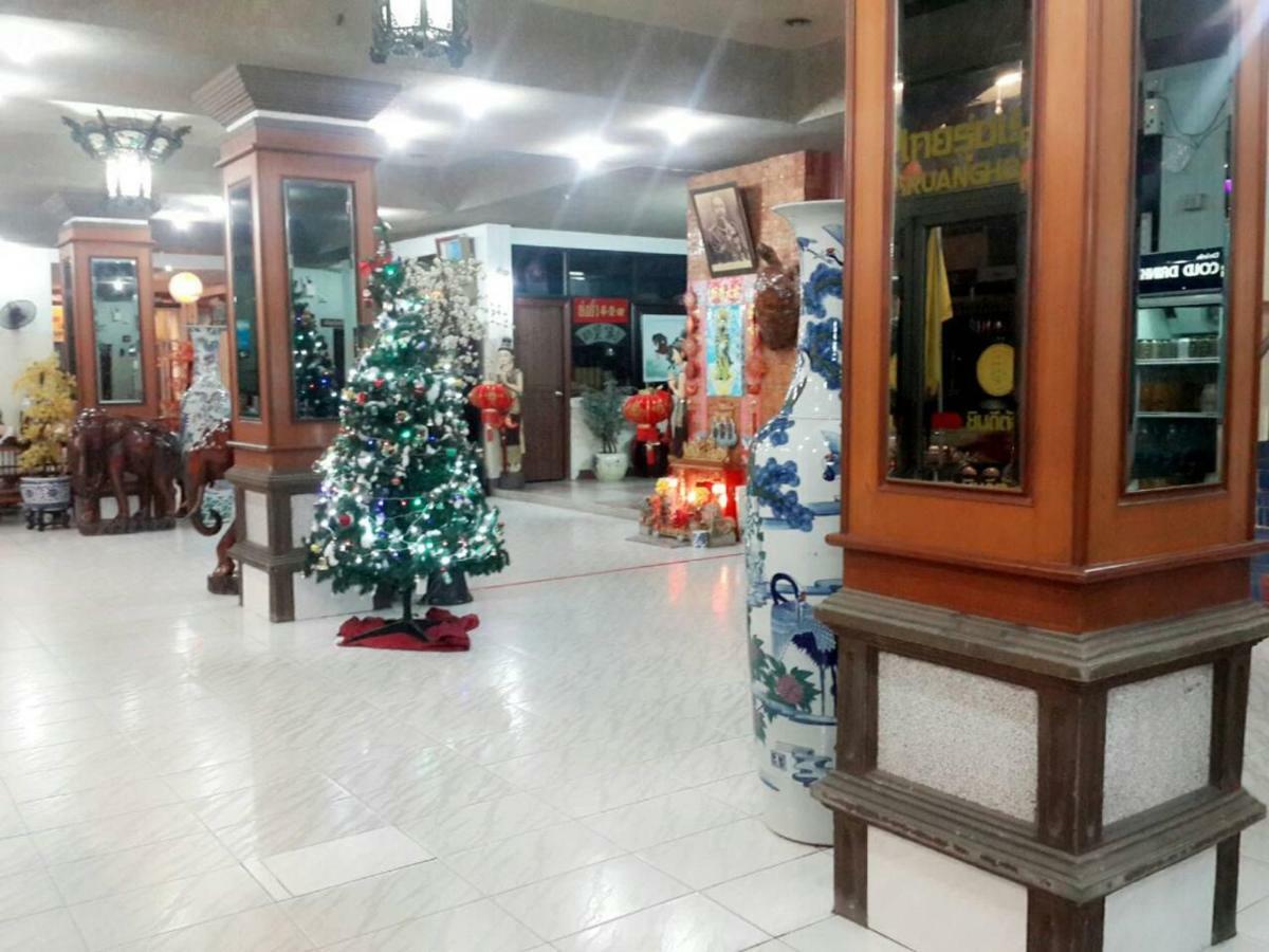 Thairungruang Hotel سوراثاني المظهر الخارجي الصورة